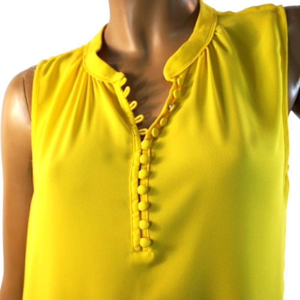 Banana Republic Yellow Sleeveless Blouse Mandarin Collar Button Placket Size M